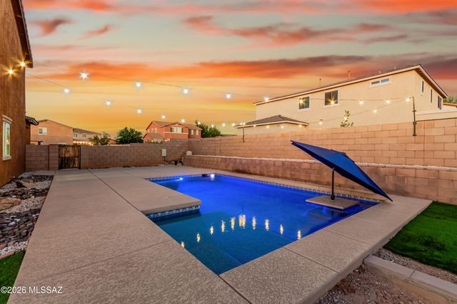 734 S Harry P Stagg Drive, Vail, AZ 85641