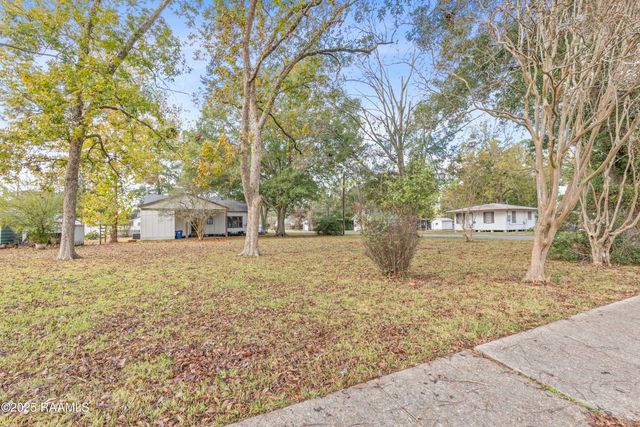 203 E Pioth Street, Church Point, LA 70525
