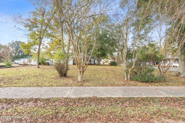 203 E Pioth Street, Church Point, LA 70525