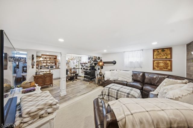 986 Fairview Lake Rd, Stillwater Twp., NJ 07860