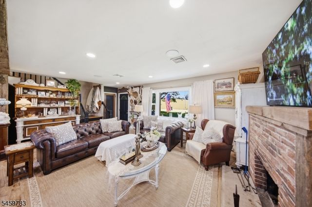 986 Fairview Lake Rd, Stillwater Twp., NJ 07860