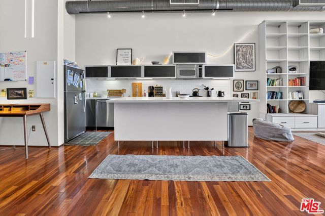 1850 Industrial Street 606, Los Angeles, CA 90021