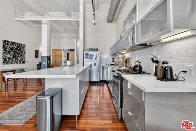 1850 Industrial Street 606, Los Angeles, CA 90021