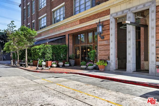 1850 Industrial Street 606, Los Angeles, CA 90021