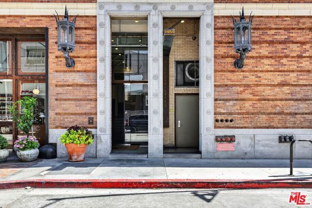 1850 Industrial Street 606, Los Angeles, CA 90021