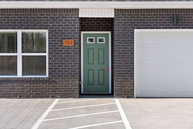 760 Tracy Ln Unit F101, Clarksville, TN 37040