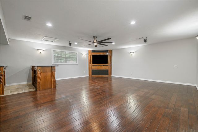 1314 Broadmoor Drive, Bryan, TX 77802