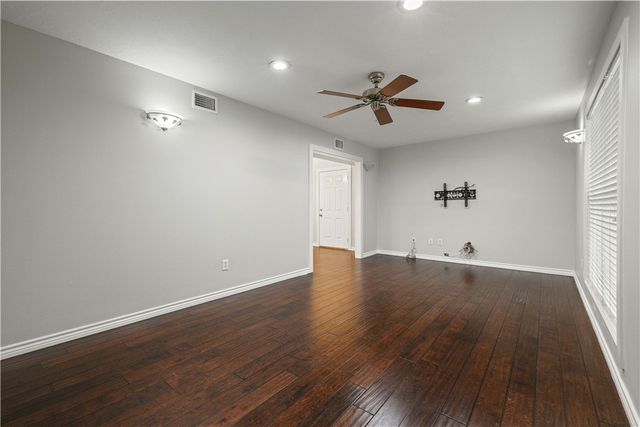 1314 Broadmoor Drive, Bryan, TX 77802