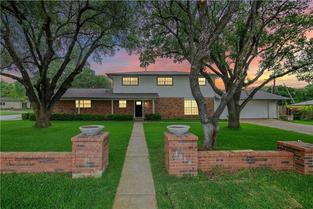 1314 Broadmoor Drive, Bryan, TX 77802