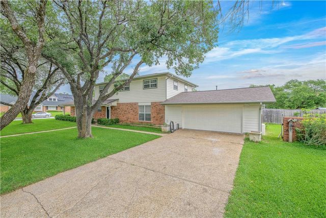 1314 Broadmoor Drive, Bryan, TX 77802