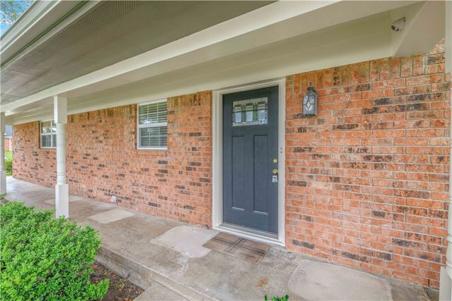 1314 Broadmoor Drive, Bryan, TX 77802