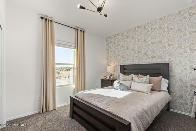 1064 S Chatfield Avenue, Vail, AZ 85641