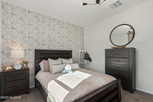 1064 S Chatfield Avenue, Vail, AZ 85641