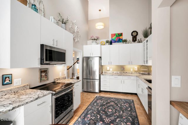 356 Weymouth Close, Pittsboro, NC 27312