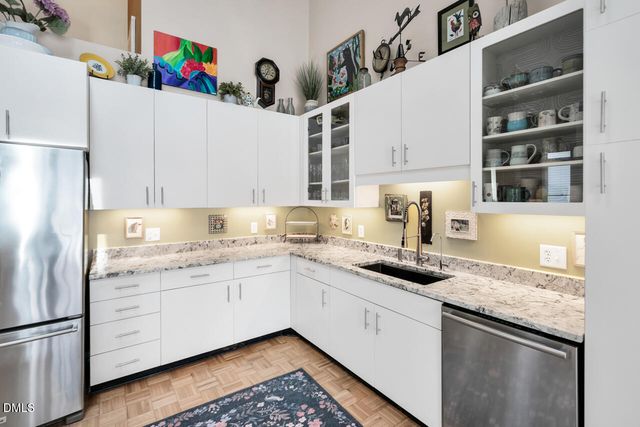 356 Weymouth Close, Pittsboro, NC 27312