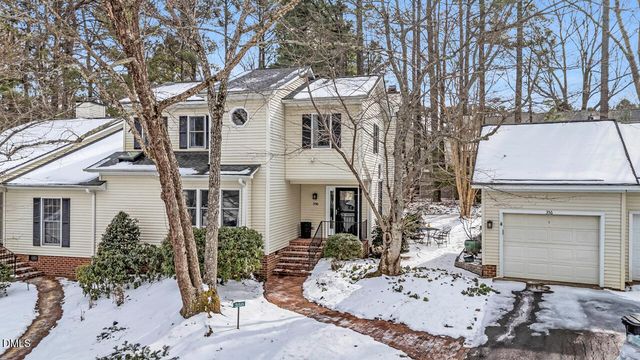 356 Weymouth Close, Pittsboro, NC 27312