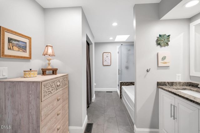 356 Weymouth Close, Pittsboro, NC 27312