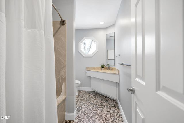 356 Weymouth Close, Pittsboro, NC 27312