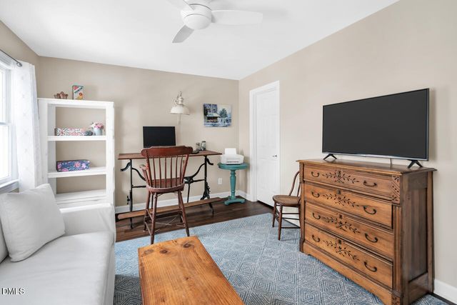 356 Weymouth Close, Pittsboro, NC 27312