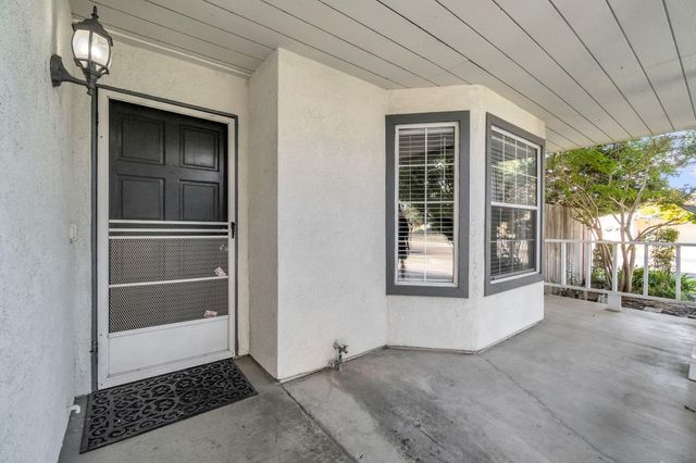 1688 University Avenue, Madera, CA 93637