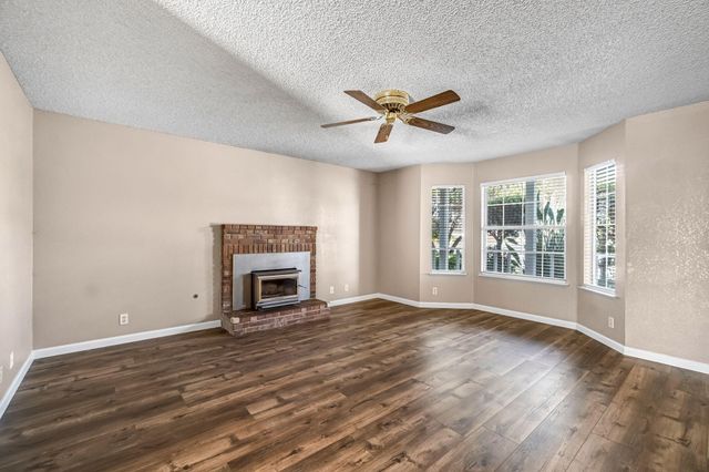 1688 University Avenue, Madera, CA 93637