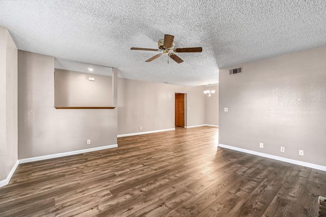 1688 University Avenue, Madera, CA 93637