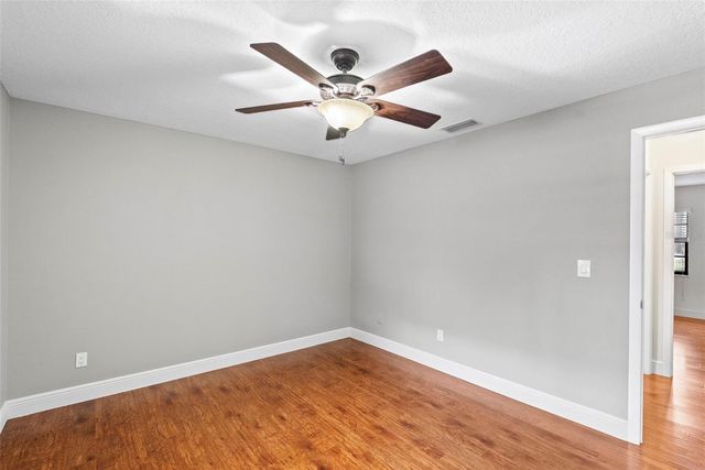 723 PENT STREET, Tarpon Springs, FL 34689