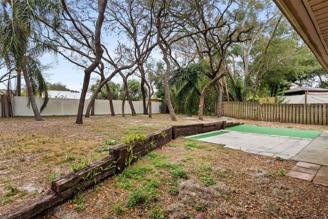 723 PENT STREET, Tarpon Springs, FL 34689