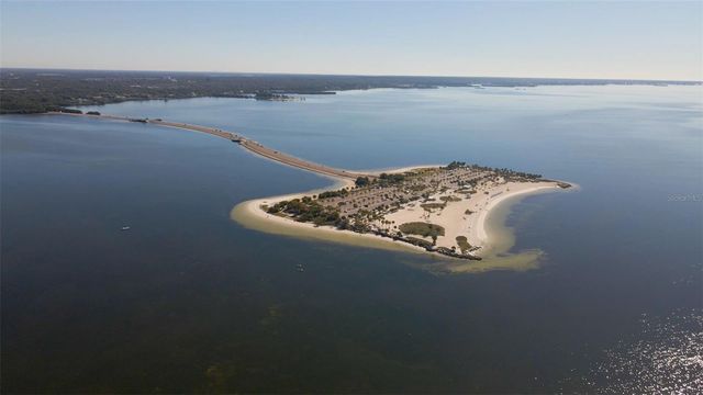 723 PENT STREET, Tarpon Springs, FL 34689