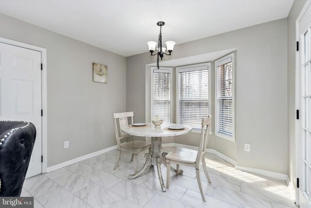 11709 WOODLAND VIEW DR, Fredericksburg, VA 22407