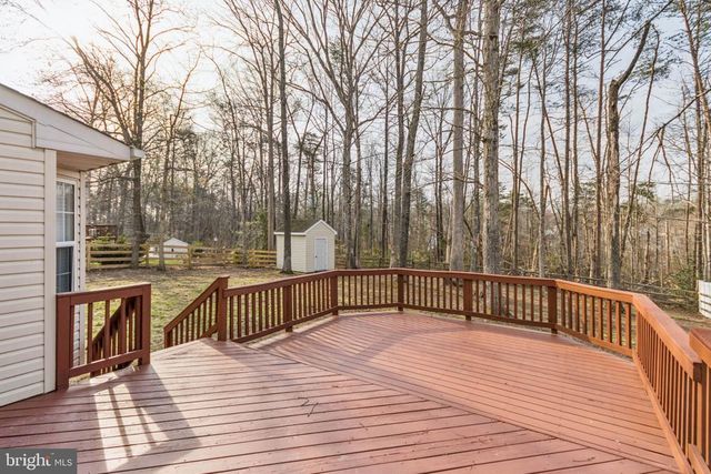 11709 WOODLAND VIEW DR, Fredericksburg, VA 22407