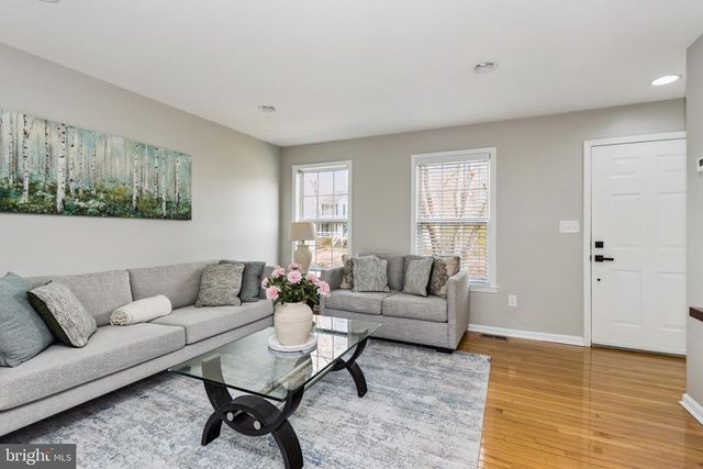 11709 WOODLAND VIEW DR, Fredericksburg, VA 22407