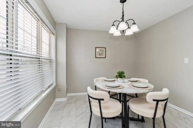 11709 WOODLAND VIEW DR, Fredericksburg, VA 22407