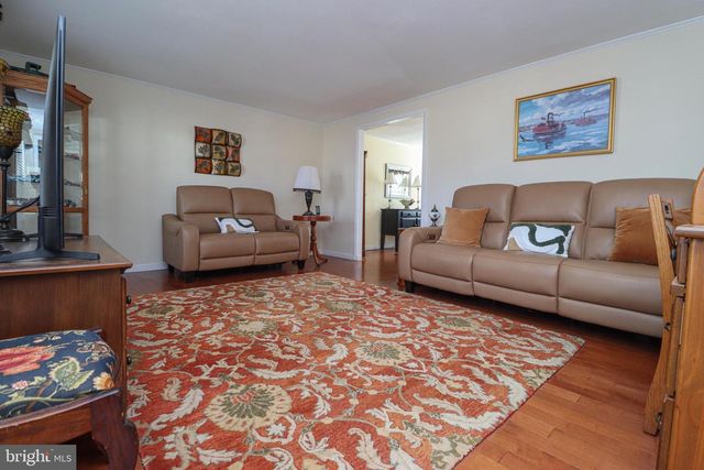 701 SNOWDON LN, Glen Burnie, MD 21061