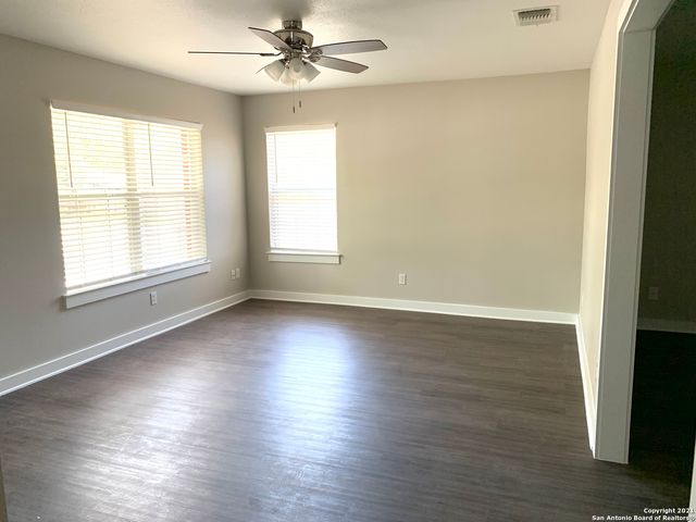 3502 Lura Ln, San Antonio, TX 78228