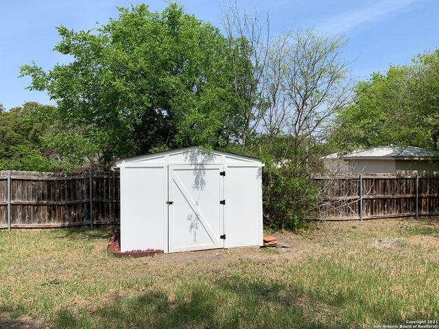 3502 Lura Ln, San Antonio, TX 78228