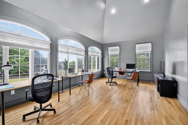 4 Summit Way, Hopkinton, MA 01748