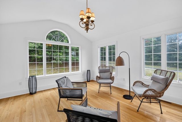 4 Summit Way, Hopkinton, MA 01748