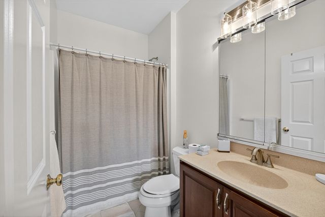 4 Summit Way, Hopkinton, MA 01748