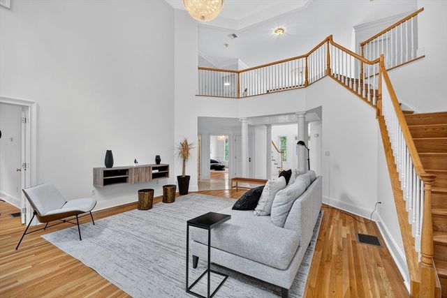 4 Summit Way, Hopkinton, MA 01748