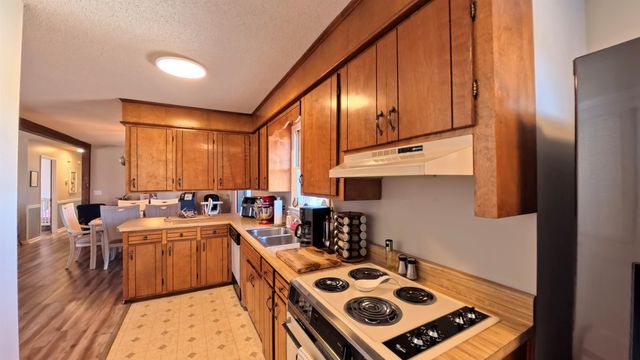 161 Shady Grove Rd Road, Cowpens, SC 29330