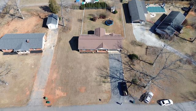 161 Shady Grove Rd Road, Cowpens, SC 29330