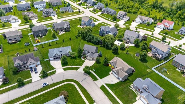 8991 Plantation Drive, Byron Center, MI 49315