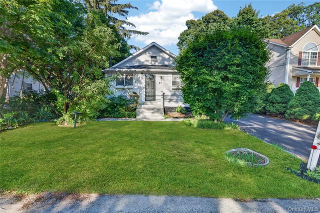 67 Ohio Avenue, Medford, NY 11763