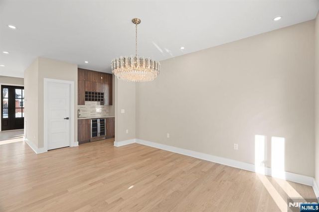 12-41 Western Drive, Fair Lawn, NJ 07410
