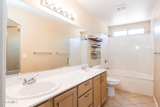 1668 E CHRISTINA Street, Casa Grande, AZ 85122