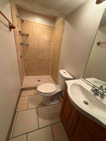 3028 Avenue M 2M, Galveston, TX 77550