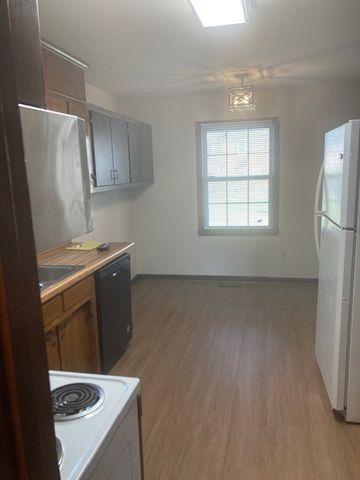 104 Wallace St, Woodbury, TN 37190