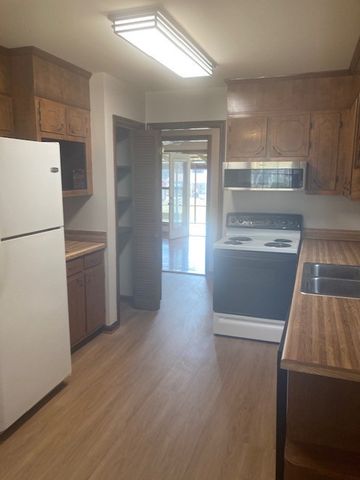 104 Wallace St, Woodbury, TN 37190