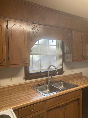 104 Wallace St, Woodbury, TN 37190